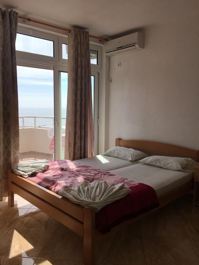Sand And Sea Apartments 울친 외부 사진